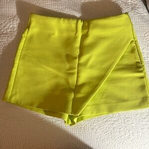 Zara lime green skort